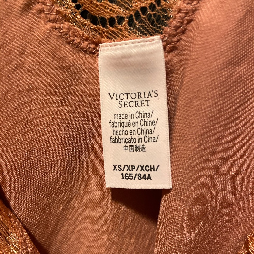 Victoria’s Secret Bundle: XS Slips - Picture 11 of 11